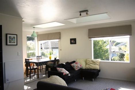 Photo of property in 1 Sasanqua Way, Crofton Downs, Wellington, 6035