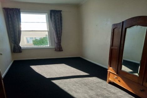 Photo of property in 5 Claremont Grove, Mount Victoria, Wellington, 6011