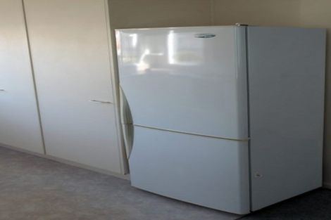 Photo of property in 2/63 Main Road, Titahi Bay, Porirua, 5022