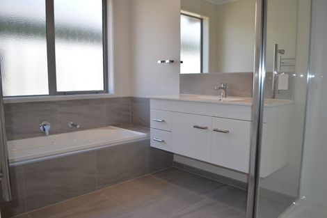 Photo of property in 9 Drabble Crescent, Papamoa Beach, Papamoa, 3118