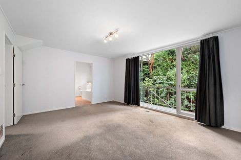 Photo of property in 3 Mamaku Grove, Khandallah, Wellington, 6035