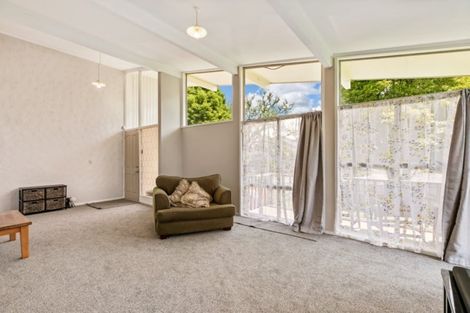 Photo of property in 5 Sunlands Drive, Manurewa, Auckland, 2102