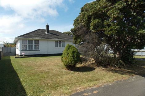 Photo of property in 71 Clyde Crescent, Roslyn, Palmerston North, 4414