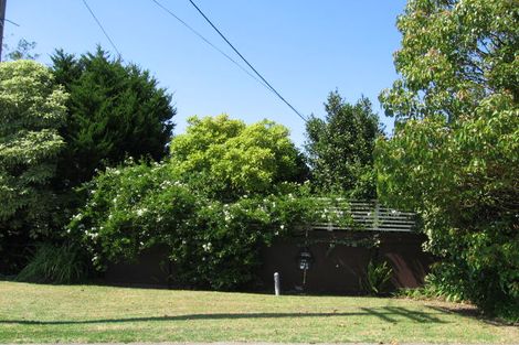 Photo of property in 2/783 East Coast Road, Northcross, Auckland, 0630