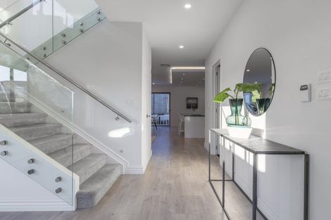 Photo of property in 15 Bight Road, Long Bay, Auckland, 0630