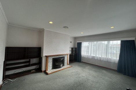 Photo of property in 27 Somerset Street, Brooklands, New Plymouth, 4310