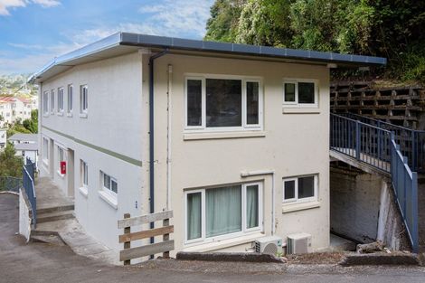 Photo of property in Parkland Flats, 8/51 Adams Terrace, Kelburn, Wellington, 6021
