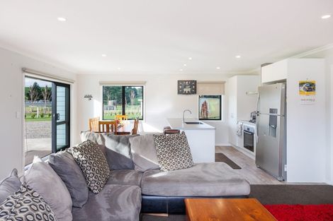 Photo of property in 786a Makomako Road, Pahiatua, 4983