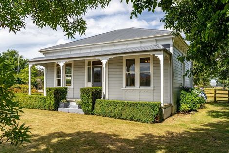 Photo of property in 71 No 1 Line, Tauwharenikau, Featherston, 5771