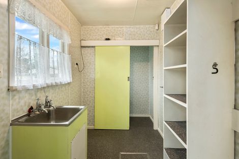 Photo of property in 15 Taurima Street, Hei Hei, Christchurch, 8042