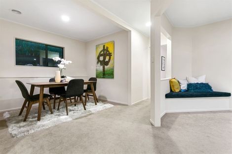 Photo of property in 3/6 Honeysuckle Lane, Mairangi Bay, Auckland, 0630