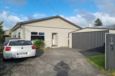 Photo of property in 7 Normanby Street, Fitzroy, New Plymouth, 4312