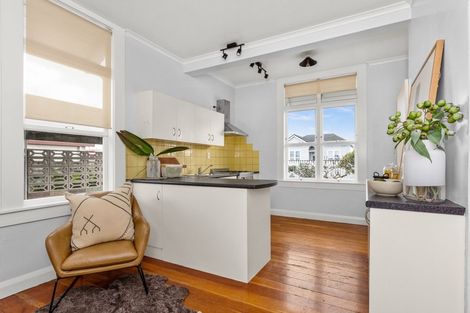 Photo of property in 107 Grays Road, Saint Leonards, Hastings, 4120