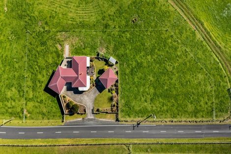 Photo of property in 84 Ohanga Road, Onaero, Waitara, 4383