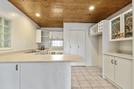 Photo of property in 16 Fairley Road, Lynmore, Rotorua, 3010