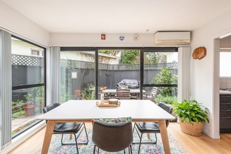 Photo of property in 2/56 Saint James Avenue, Papanui, Christchurch, 8053