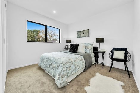 Photo of property in 241a Bucklands Beach Road, Bucklands Beach, Auckland, 2012
