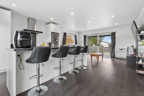 Photo of property in 62b Montgomery Crescent, Lansdowne, Masterton, 5810