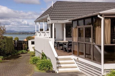 Photo of property in 103 Harbour View Road, Omokoroa, 3114