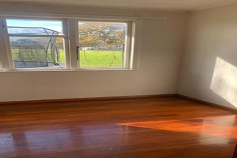 Photo of property in 64 Arimu Road, Papakura, 2110