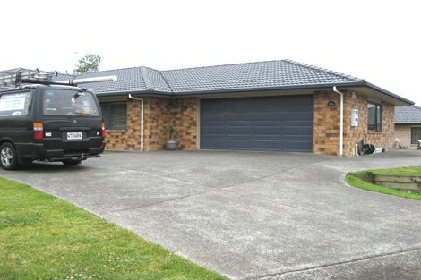 Photo of property in 39 Parkhaven Drive, Rosehill, Papakura, 2113