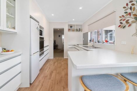 Photo of property in 24 Tawavale Street, Pukehangi, Rotorua, 3015