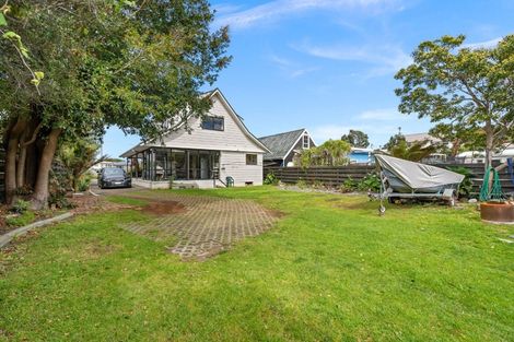 Photo of property in 1843 Ngunguru Road, Ngunguru, Whangarei, 0173