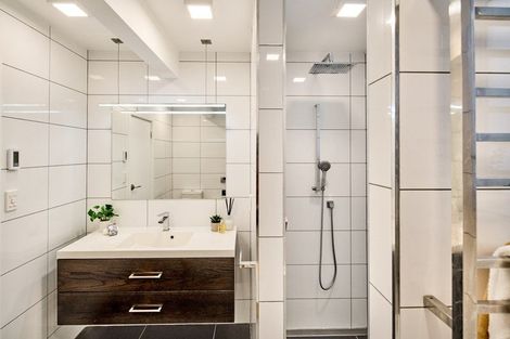 Photo of property in 42 Nottingham Street, Karori, Wellington, 6012