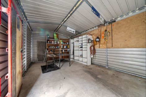 Photo of property in 3a Marchant Place, Westown, New Plymouth, 4310