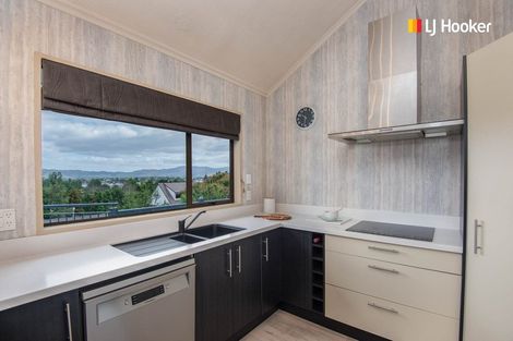 Photo of property in 17 Braeside, Kinmont Park, Mosgiel, 9024