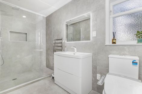 Photo of property in 21 Butterworth Avenue, Opaheke, Papakura, 2113