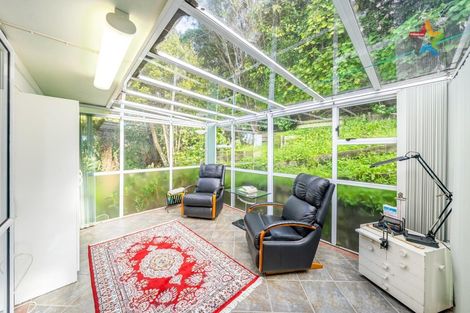 Photo of property in 138 Normandale Road, Normandale, Lower Hutt, 5010