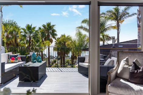 Photo of property in 13 Callender Place, Shelly Park, Auckland, 2014