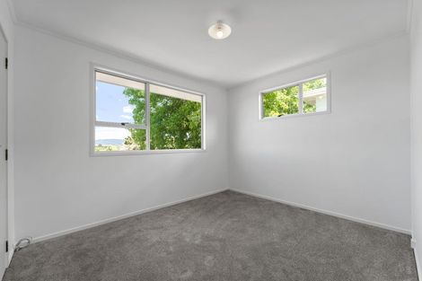 Photo of property in 38 Donovan Avenue, Massey, Auckland, 0614