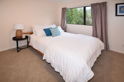 Photo of property in 134 Woodlands Park Road, Titirangi, Auckland, 0604