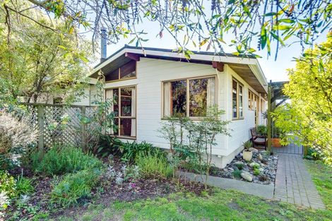 Photo of property in 4 Mchardy Street, Bay View, Napier, 4104