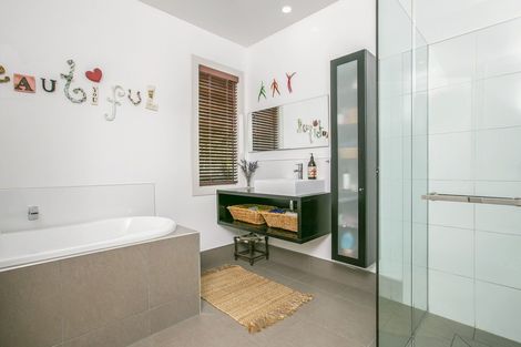 Photo of property in 20a Haringa Road, Carrington, Carterton, 5791