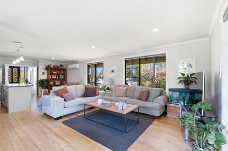 Photo of property in 17 Parkerfield Place, Motueka, 7120