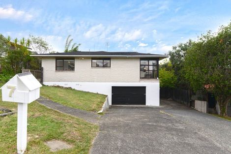 Photo of property in 7 Valdese Rise, Browns Bay, Auckland, 0630