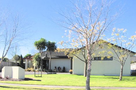 Photo of property in 15 Fendalton Drive, Rototuna, Hamilton, 3210