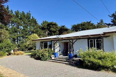 Photo of property in 1034 Waitahora Road, Waitahora, Dannevirke, 4971