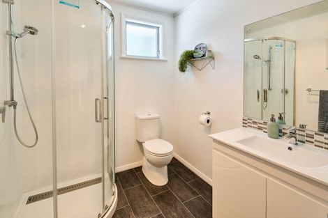 Photo of property in 22 Rintoul Grove, Stokes Valley, Lower Hutt, 5019