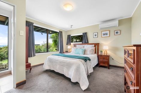 Photo of property in 30 Pekanga Road, Normandale, Lower Hutt, 5010
