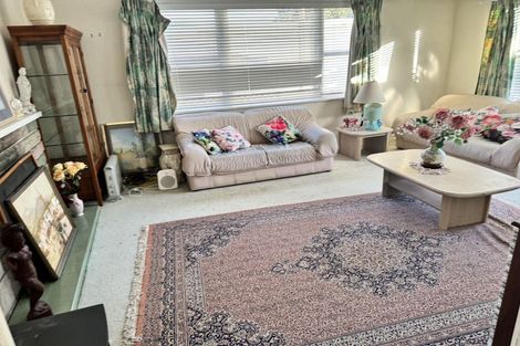 Photo of property in 20 Sovereign Place, Glenfield, Auckland, 0629