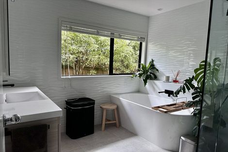 Photo of property in 63 Charles Prevost Drive, The Gardens, Auckland, 2105