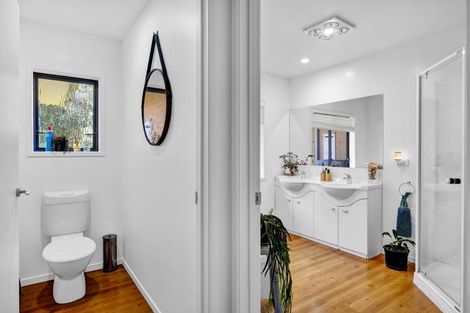 Photo of property in 47a Maire Street, Inglewood, 4330