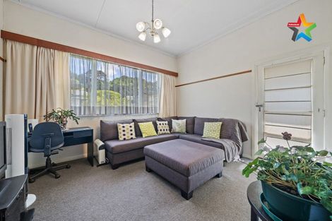 Photo of property in 2a Pharazyn Street, Melling, Lower Hutt, 5010