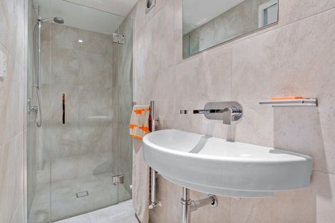 Photo of property in 87 Matipo Road, Mairangi Bay, Auckland, 0630