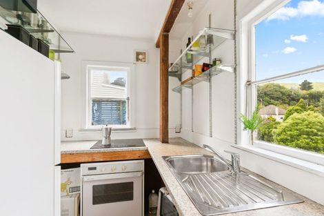 Photo of property in 27 Hathaway Avenue, Karori, Wellington, 6012