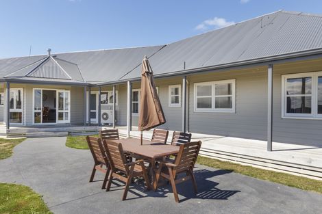 Photo of property in 117 Clevely Line, Bunnythorpe, Palmerston North, 4478